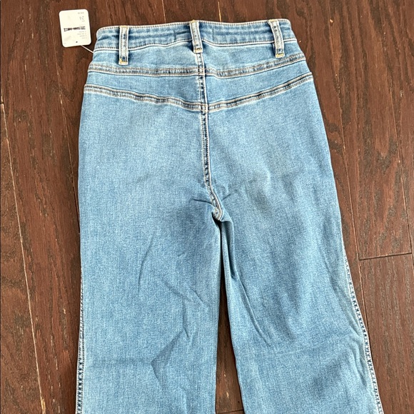 NWT Free People We The Free Blue Flared Jeans Size 24 - Picture 11 of 12